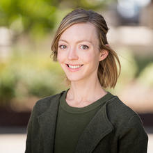 Anna Parisi headshot