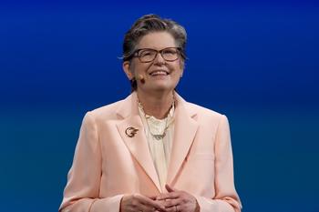 Theresa Davis, Nursing alum